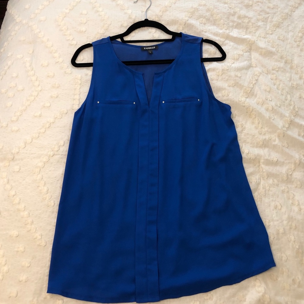Blue Express sleeveless top - size large